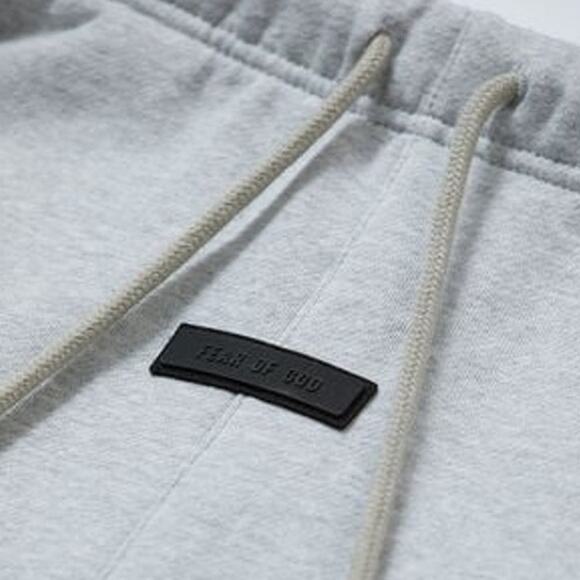 💎✨BRAND NEW✨💎Fear of God Essentials Light Heather Grey Fleece Shorts - Picture 3 of 7